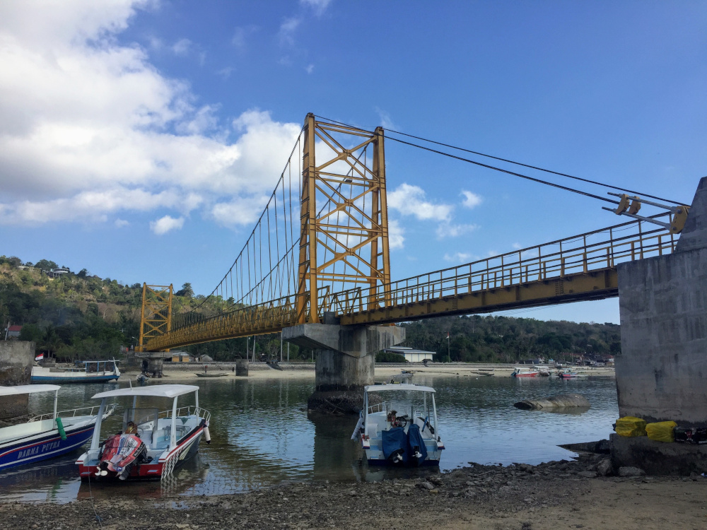 Ceningan Suspension Bridge