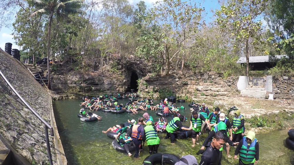 Exit Area of Pindul Cave - So Many People