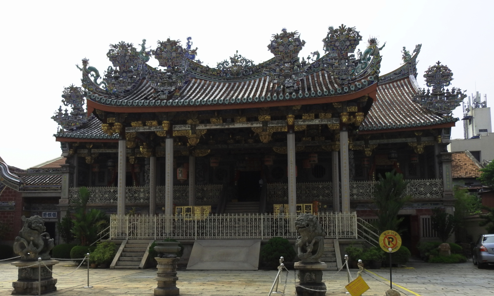 Leong San Tong Khoo Kongsi Chinese clan house